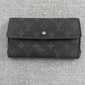 Louis Vuitton Sarah Wallet